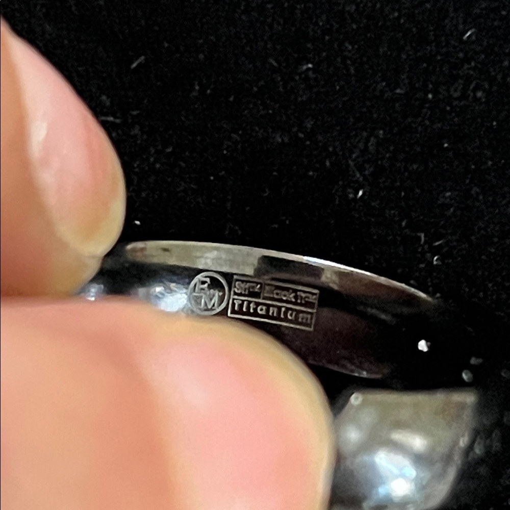Titanium Men's Dual-Tone Rings - Picture 12 of 16